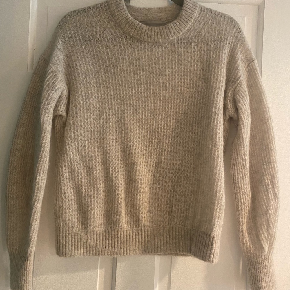 Everlane Women's Crewneck Sweater in Light Taupe